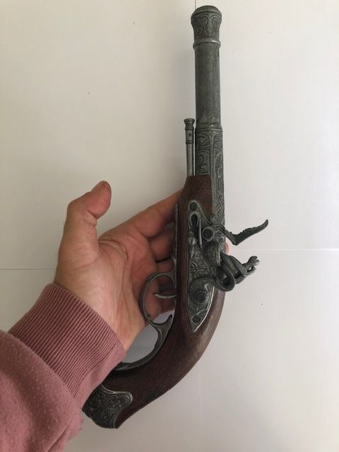 Pistolet pour gaucher, a priori XIXème siècle.